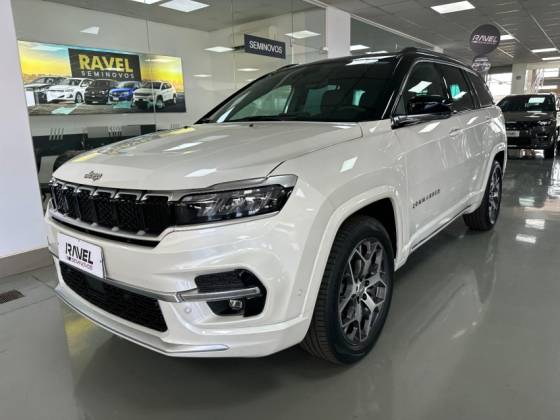 JEEP COMMANDER 1.3 T270 TURBO FLEX OVERLAND AT6 JEEP COMMANDER 1.3 T270 TURBO FLEX OVERLAND AT6